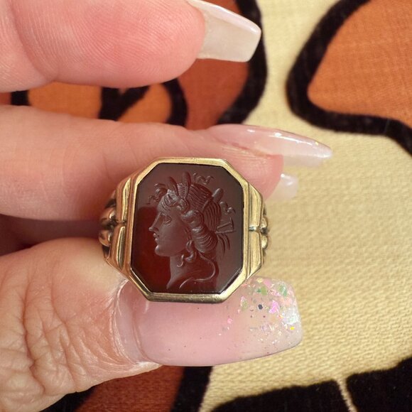 *SOLD* 9k Yellow Gold & Intaglio Carved Carnelian Ring Vintage Sz 8.5-8.75 - Picture 5 of 13